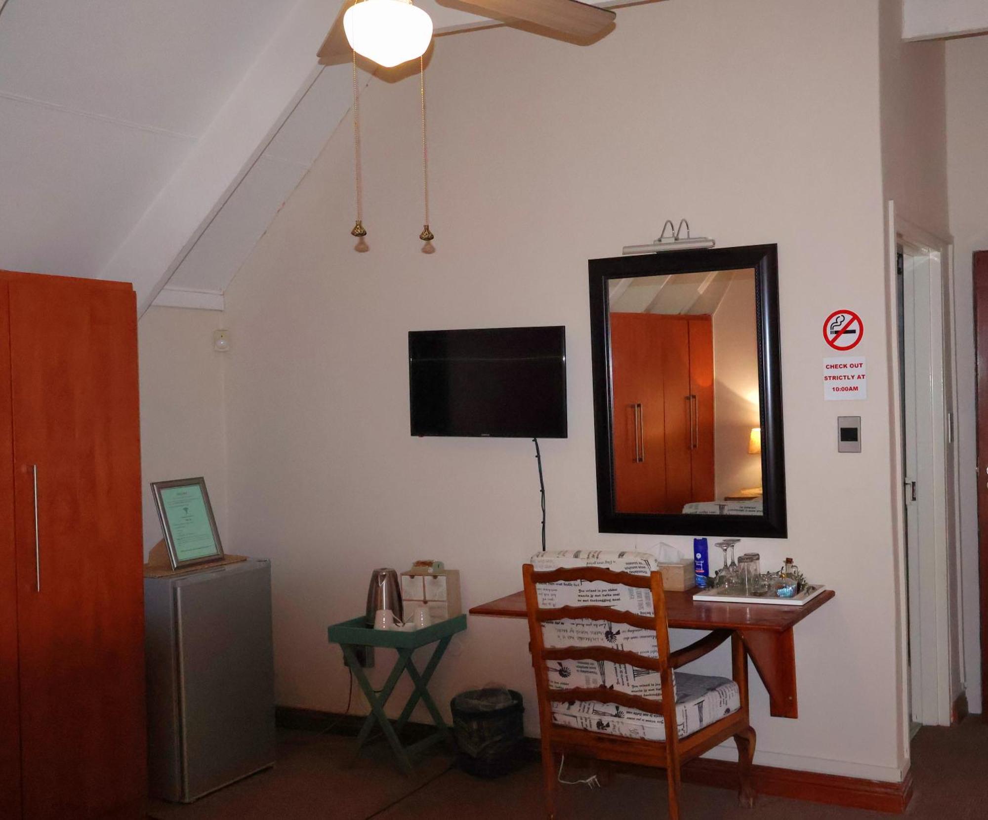 Bed and Breakfast The Leopard Tree Polokwane Exterior foto
